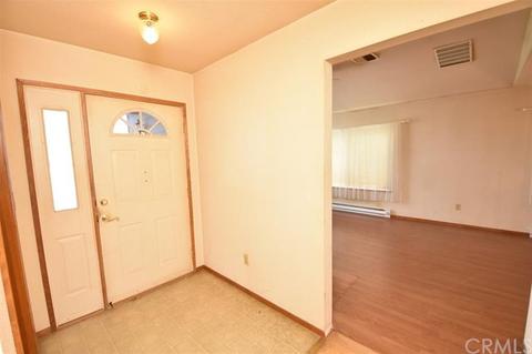203 Collier Cir, Yreka, CA 96097 photo 2