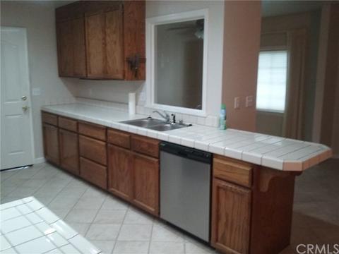 22042 Grove Cir, Red Bluff, CA 96080 photo 3