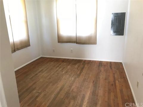 888 Orange St, Red Bluff, CA 96080 photo 2