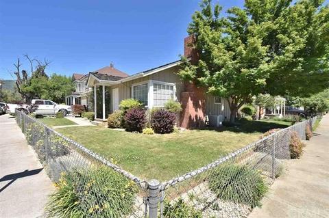 400 North St, Yreka, CA 96097 photo 2