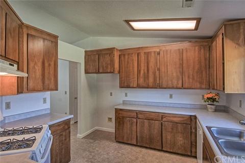 1060 Nighthawk Ln, Redding, CA 96003 photo 11