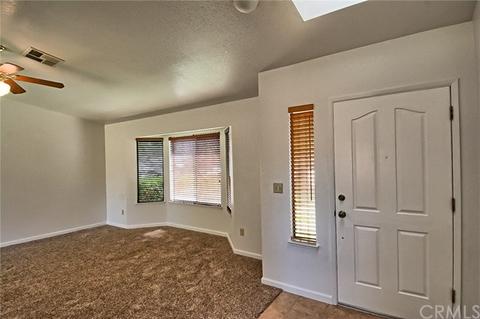 1060 Nighthawk Ln, Redding, CA 96003 photo 4