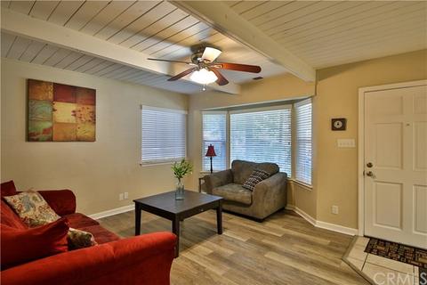 895 Alpine St, Chico, CA 95928 photo 2