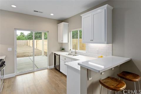 2823 Clark Way, Chico, CA 95973 photo 1