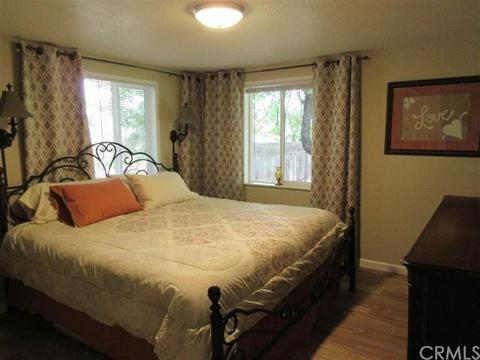 309 Lawrence Ln, Yreka, CA 96097 photo 4