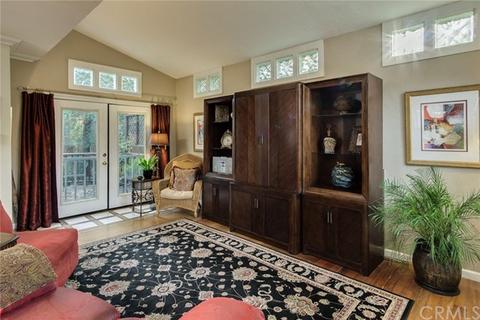 271 E 5th Ave, Chico, CA 95926 photo 3