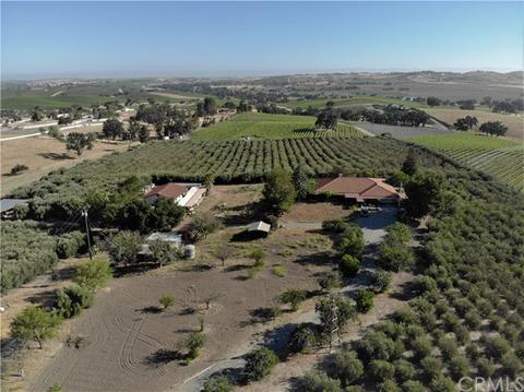 5480 El Pomar Dr, Templeton, CA 93465 photo 1