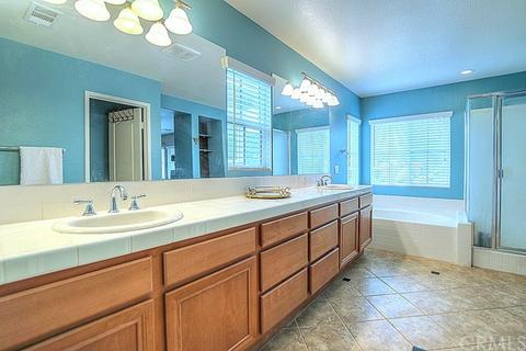 31585 Six Rivers Ct, Temecula, CA 92592 photo 28