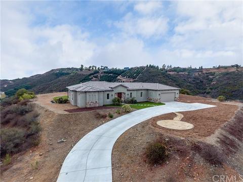 43725 Mountain Run Cir, Temecula, CA 92590 photo 2
