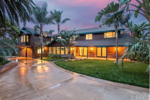 943 Sunset Dr, Vista, CA 92081 photo 2