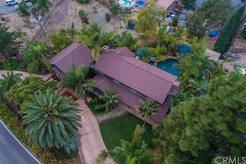 943 Sunset Dr, Vista, CA 92081 photo 3