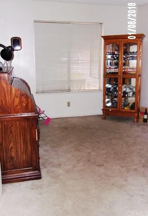 3897 Stratton Dr, Riverside, CA 92505 photo 17
