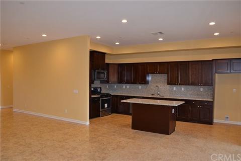 262 W 11th St, Perris, CA 92570 photo 4