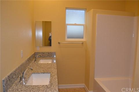 262 W 11th St, Perris, CA 92570 photo 25