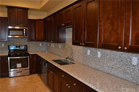 262 W 11th St, Perris, CA 92570 photo 8