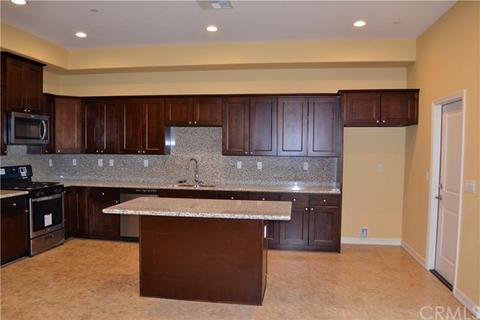 262 W 11th St, Perris, CA 92570 photo 6