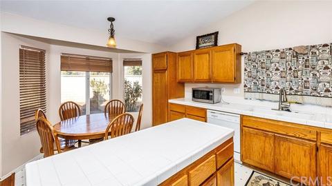 32523 Cedar Spring Ct, Wildomar, CA 92595 photo 12