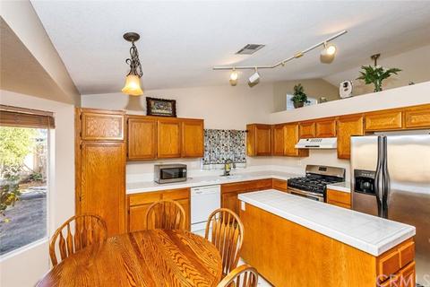 32523 Cedar Spring Ct, Wildomar, CA 92595 photo 11
