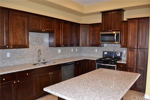 242 W 11th St, Perris, CA 92570 photo 4