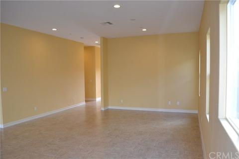 242 W 11th St, Perris, CA 92570 photo 8
