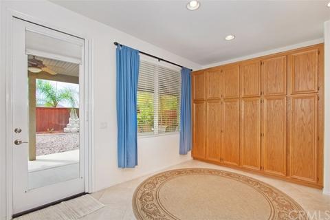 8279 Parry Dr, Hemet, CA 92545 photo 13