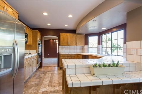 520 Charmin Cir, Hemet, CA 92544 photo 12