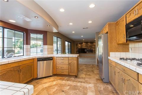 520 Charmin Cir, Hemet, CA 92544 photo 10