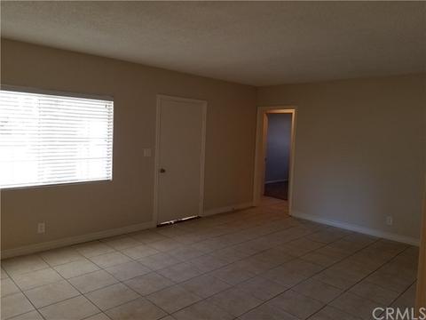 4161 Manchester Pl, Riverside, CA 92503 photo 10