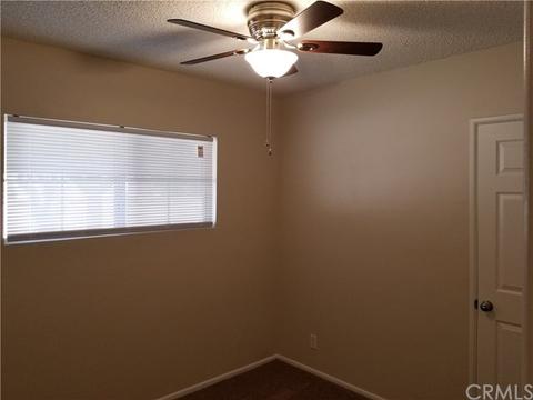 4161 Manchester Pl, Riverside, CA 92503 photo 9