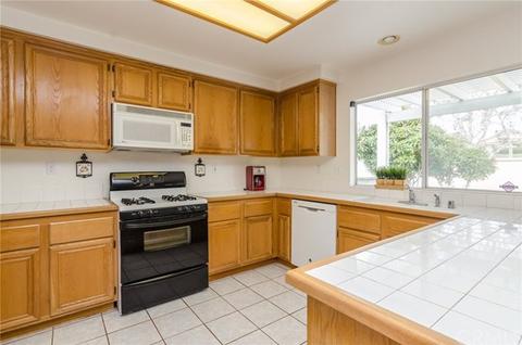 31930 Calle Vimianzo, Temecula, CA 92592 photo 9