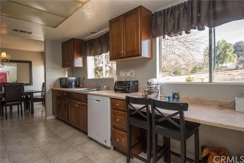37251 Glen Oaks Rd, Temecula, CA 92592 photo 11