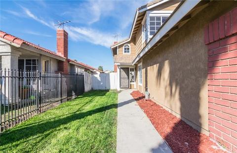 160 Peppertree Dr, Perris, CA 92571 photo 3