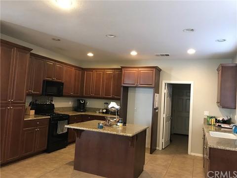 1920 Silver Drop Ln, Hemet, CA 92545 photo 2