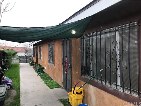 914 S B St, Perris, CA 92570 photo 2