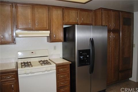 1810 Flame Tree Way, Hemet, CA 92545 photo 7