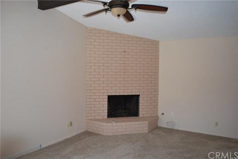 1810 Flame Tree Way, Hemet, CA 92545 photo 9
