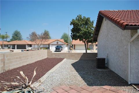 1810 Flame Tree Way, Hemet, CA 92545 photo 11
