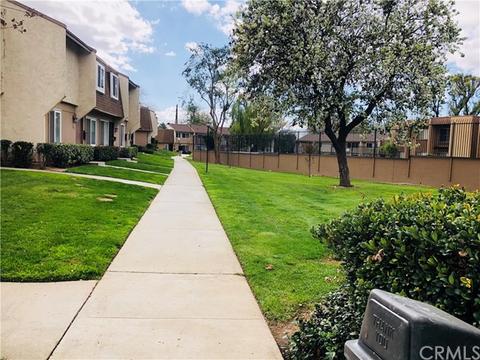 1109 Clark St, Riverside, CA 92501 photo 1
