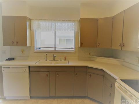 661 Whitney Dr, Hemet, CA 92543 photo 5