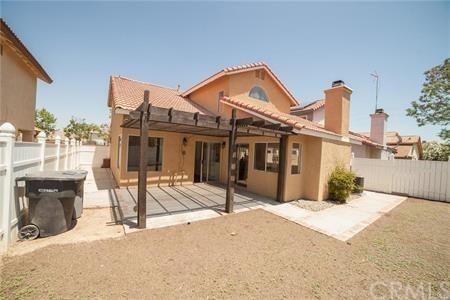 755 Citrus Ave, Perris, CA 92571 photo 2