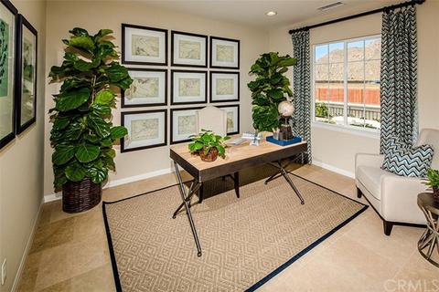 28065 Millstream Ct, Menifee, CA 92585 photo 2