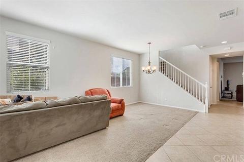 30683 Whetstone Cir, Menifee, CA 92584 photo 2
