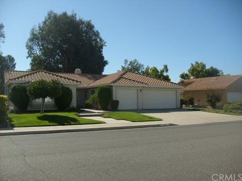 2811 Peach Tree St, Hemet, CA 92545 photo 2