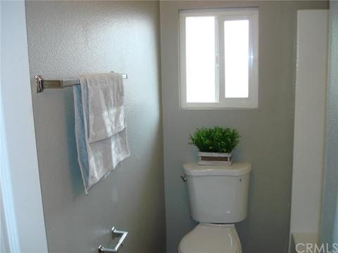 757 Bond Dr, Perris, CA 92570 photo 8