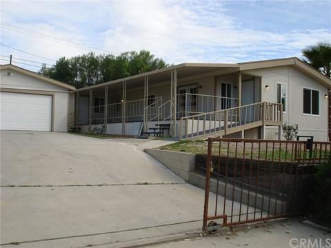 757 Bond Dr, Perris, CA 92570 photo 3