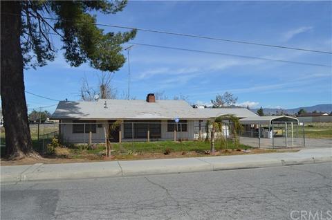 110 E Thornton Ave, Hemet, CA 92543 photo 5