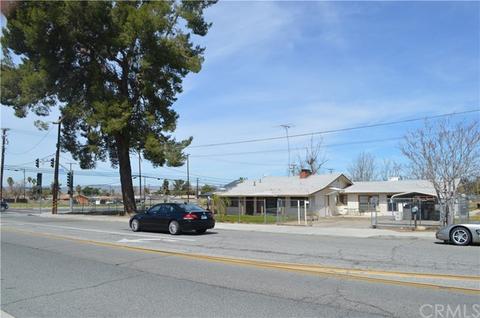 110 E Thornton Ave, Hemet, CA 92543 photo 1