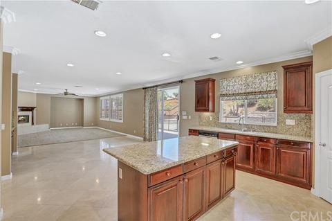 45070 Vine Cliff St, Temecula, CA 92592 photo 13