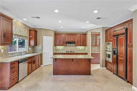 45070 Vine Cliff St, Temecula, CA 92592 photo 12