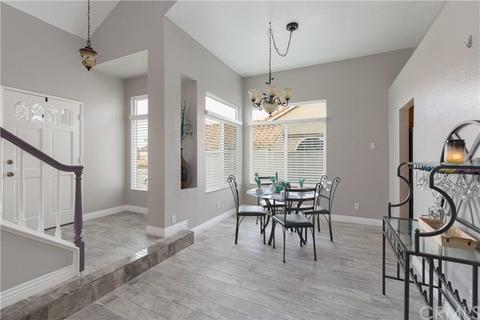 27530 Senna Ct, Temecula, CA 92591 photo 4